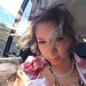 Meet your Posher, Liliana lizeth